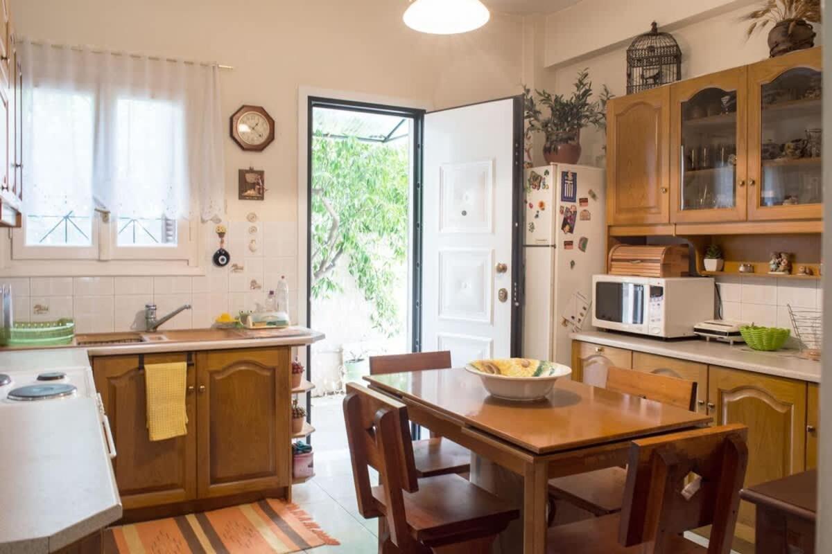 Family Apt With Garden Next To The Sea أثينا المظهر الخارجي الصورة